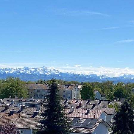 Penthouse-Appartement mit Alpenblick Friedrichshafen Extérieur photo