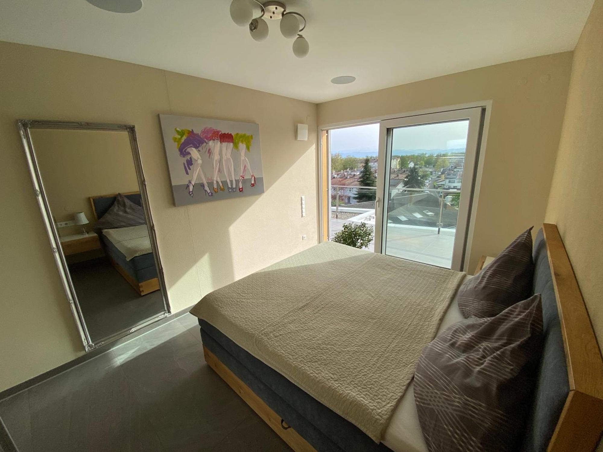 Penthouse-Appartement mit Alpenblick Friedrichshafen Extérieur photo