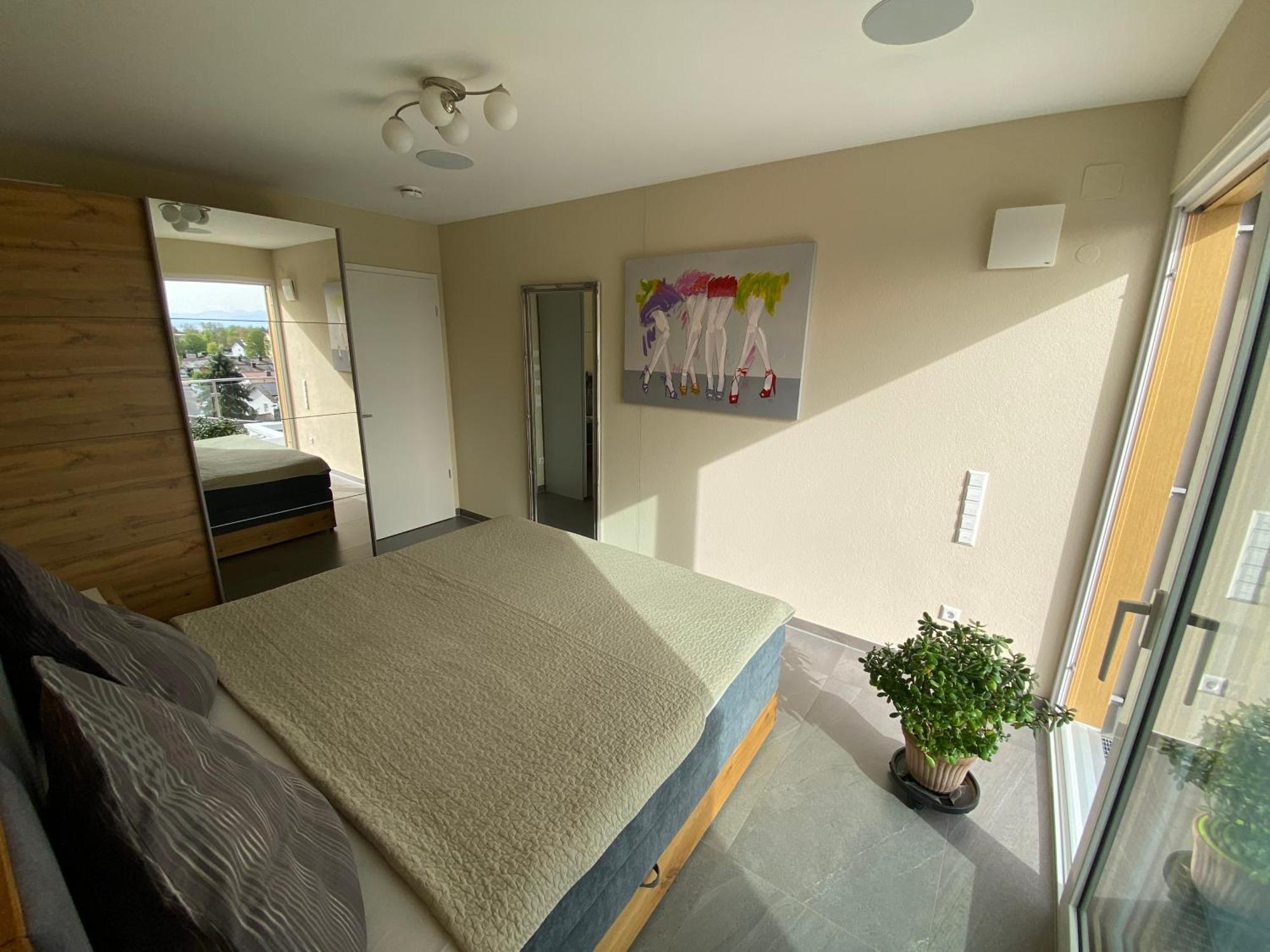 Penthouse-Appartement mit Alpenblick Friedrichshafen Extérieur photo