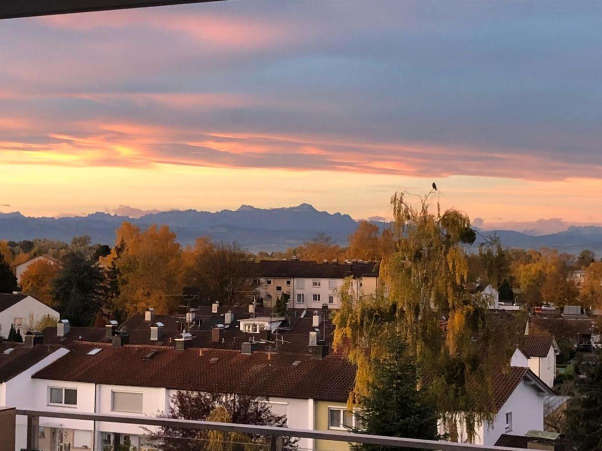 Penthouse-Appartement mit Alpenblick Friedrichshafen Extérieur photo